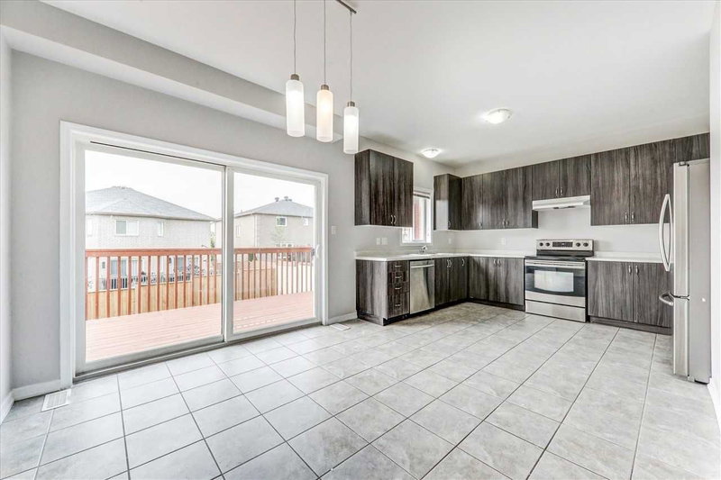 1447 Bassingthwaite Crt, Innisfil, L9S0E1 | Image 3