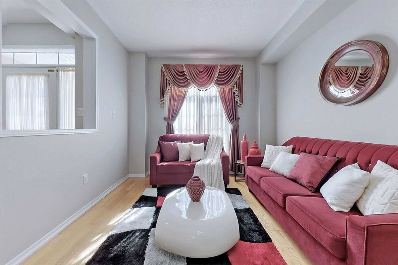 806 Castlemore Ave, Markham, L6E1P2 | Image 3