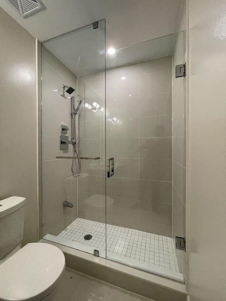 Room1