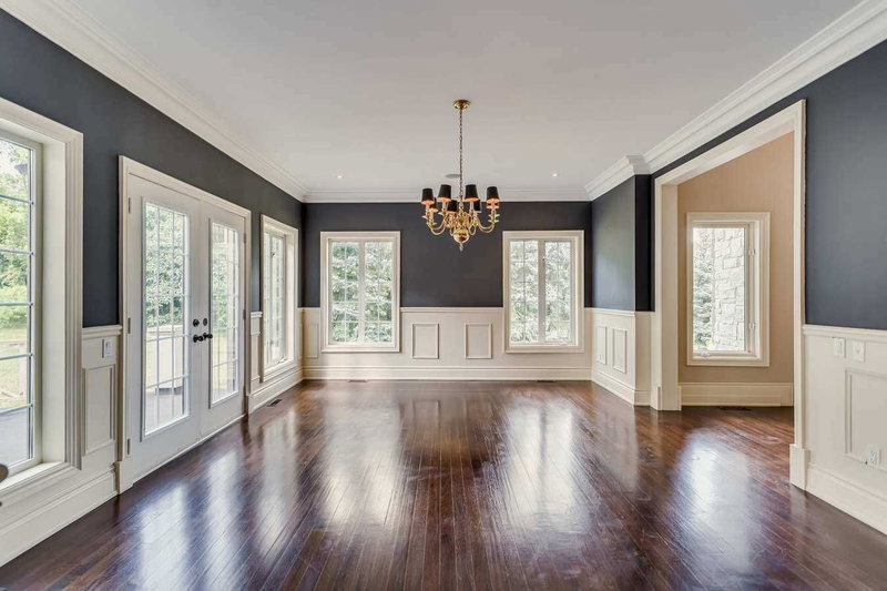 19 Wolf Run Crt, Whitchurch-Stouffville, L3Y4W1 | Image 2