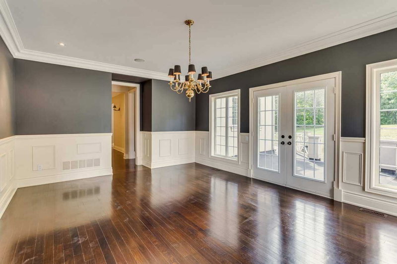 19 Wolf Run Crt, Whitchurch-Stouffville, L3Y4W1 | Image 3