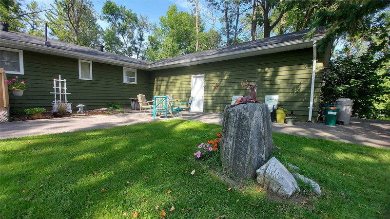 290 Big Bay Point Rd, Innisfil, L9S 2B6 | Image 2