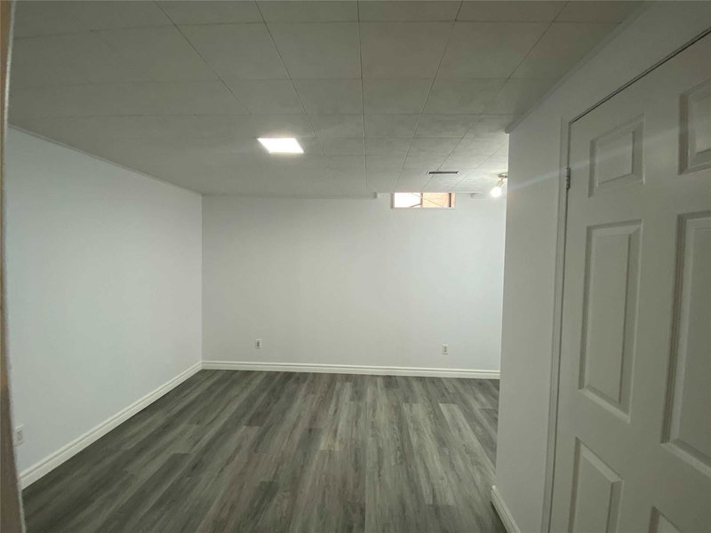 Bsmt - 148 Castlehill Rd, Vaughan, L6A1N7 | Image 3