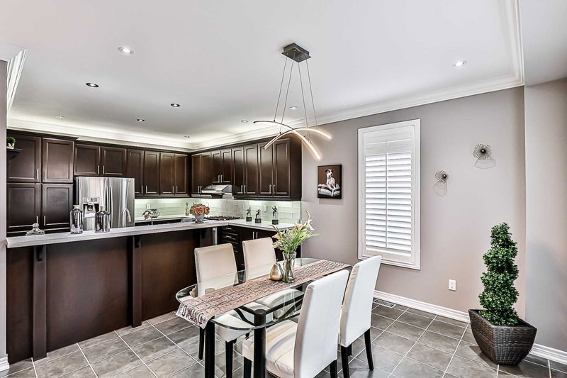 116 Sequin Dr, Richmond Hill, L4E0L8 | Image 3