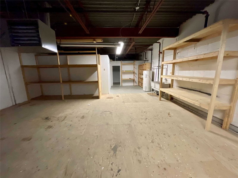 4 - 1228 Gorham St, Newmarket, L3Y8Z1 | Image 3