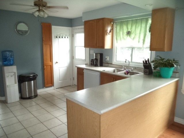 931 Goldie St, Innisfil, L0L 1C0 | Image 3