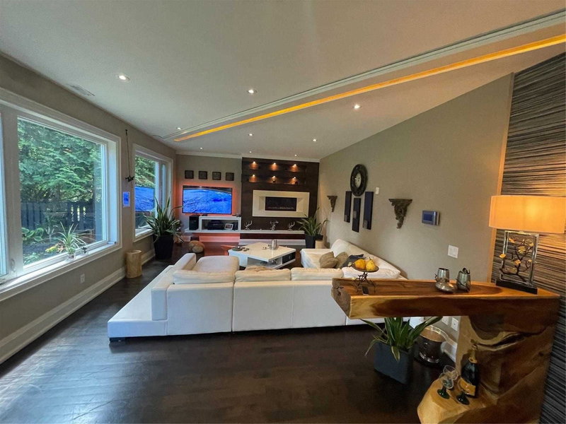 17 Hammok Cres, Markham, L3T2X1 | Image 3