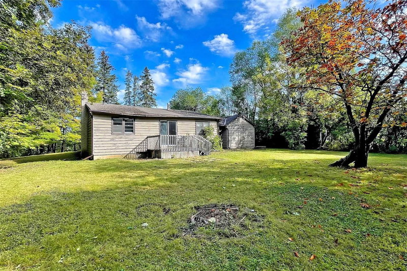 541 Sunset Beach Rd, Richmond Hill, L4E 3J8 | Image 2