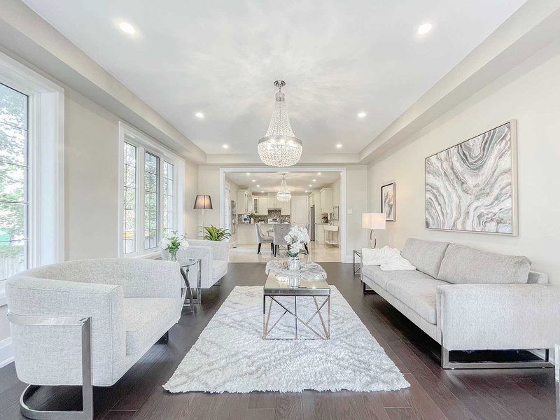 2 Stonebridge Dr, Markham, L6C2C3 | Image 2