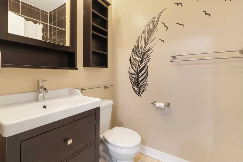 504 - 10376 Yonge St, Richmond Hill, L4C 3B8 | Image 2