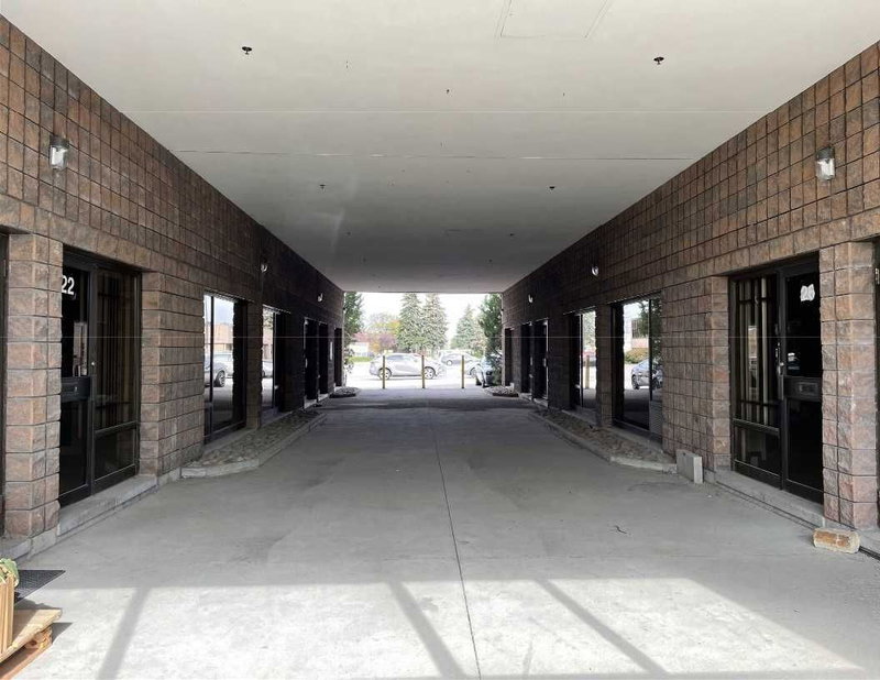 22 - 90 Nolan Crt, Markham, L3R4L9 | Image 2