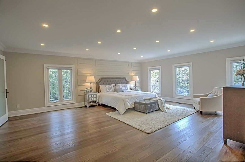 11 Gatcombe Circ, Richmond Hill, L4C9P4 | Image 3