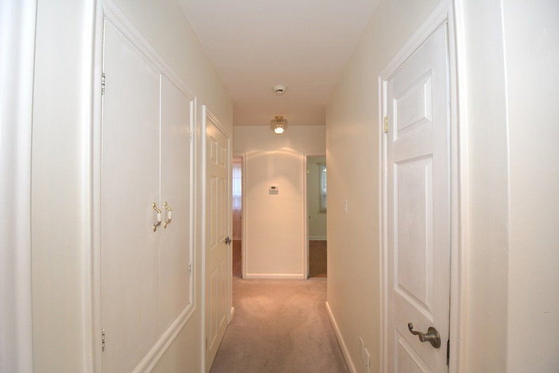 409 Paliser Cres S, Richmond Hill, L4C1S2 | Image 3