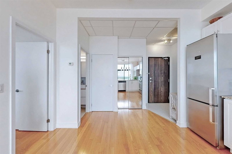 704 - 10376 Yonge St, Richmond Hill, L4C3B8 | Image 2