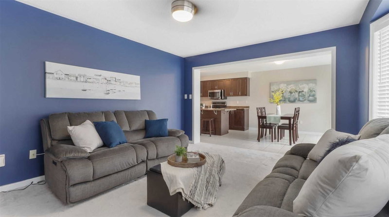 50 Ken Bishop Way, Newmarket, L3X3J6 | Image 2