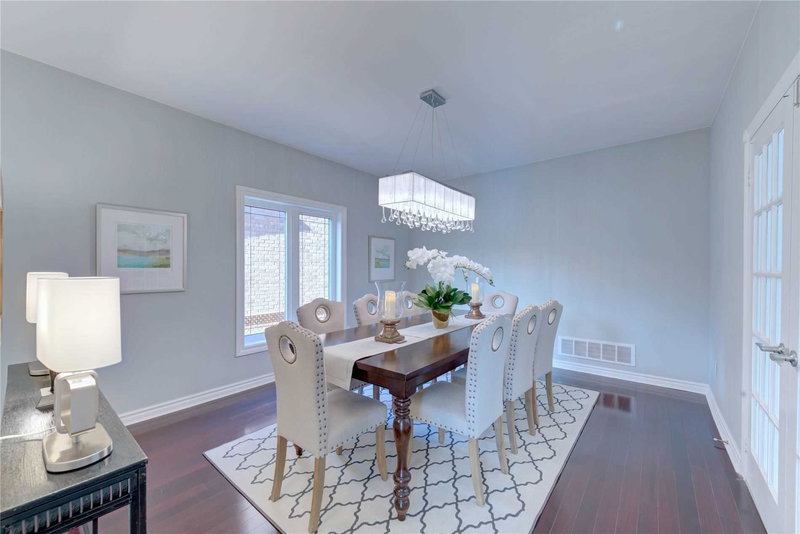 150 Strathearn Ave, Richmond Hill, L4B2L7 | Image 2