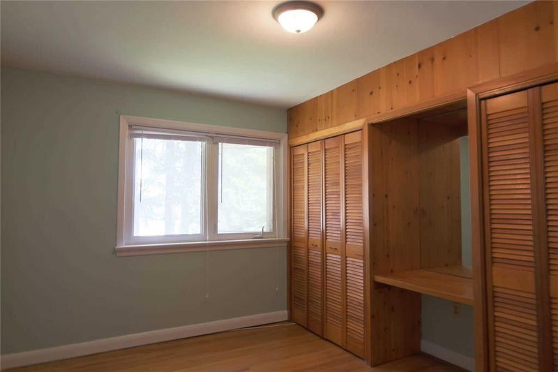 Upper - 281 Kerrybrook Dr, Richmond Hill, L4C3R2 | Image 2