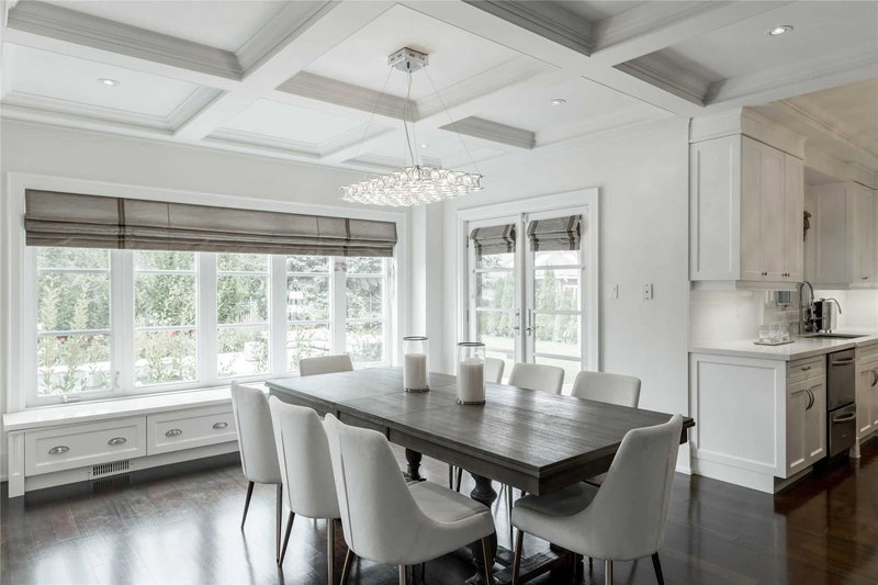 16 Flatbush Ave, Vaughan, L4L8K3 | Image 2