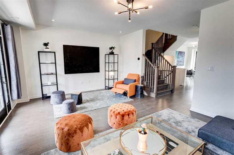 85 Casely Ave, Richmond Hill, L4S0K7 | Image 2