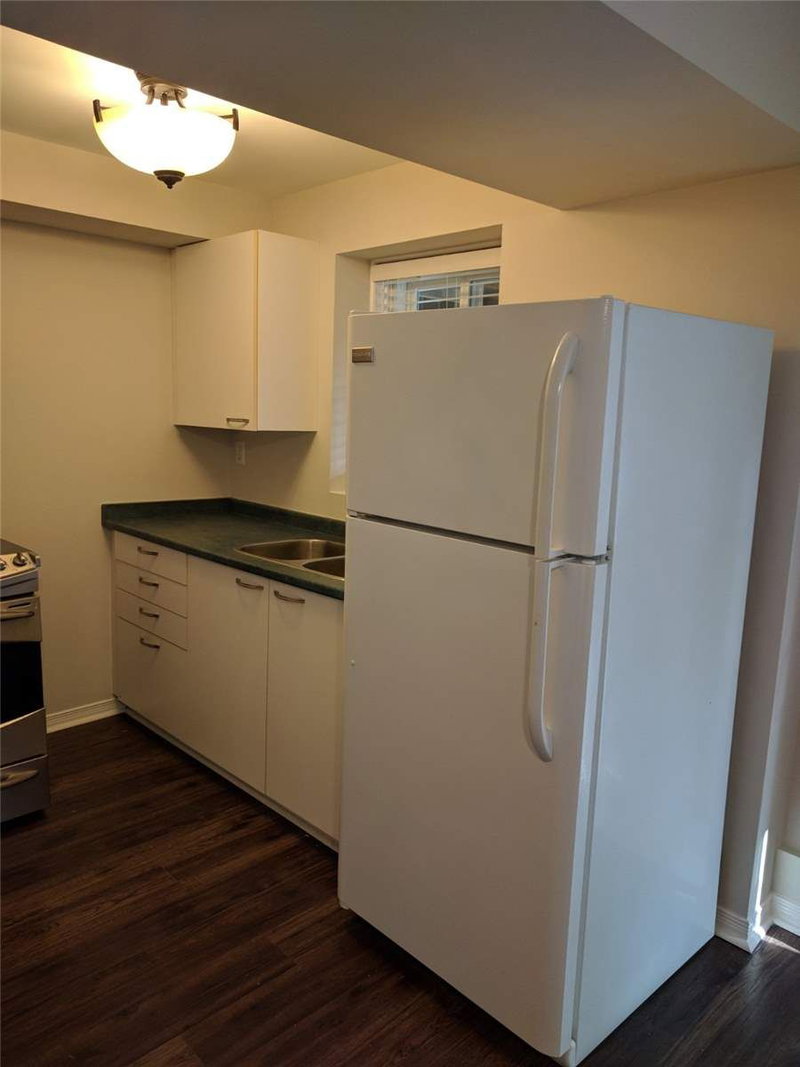 53 Primeau Dr, Aurora, L4G6Z3 | Image 2