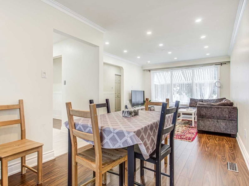 Main Fl - 389 Becker Rd, Richmond Hill, L4C2S3 | Image 3