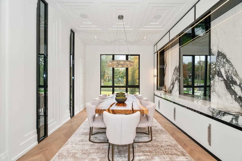 36 Waymar Heights Blvd, Vaughan, L4L2P7 | Image 2