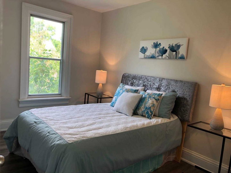 3 Church St S, Richmond Hill, L4C1W1 | Image 2