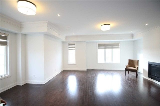 55 Village Pkwy, Markham, L3R4K7 | Image 2