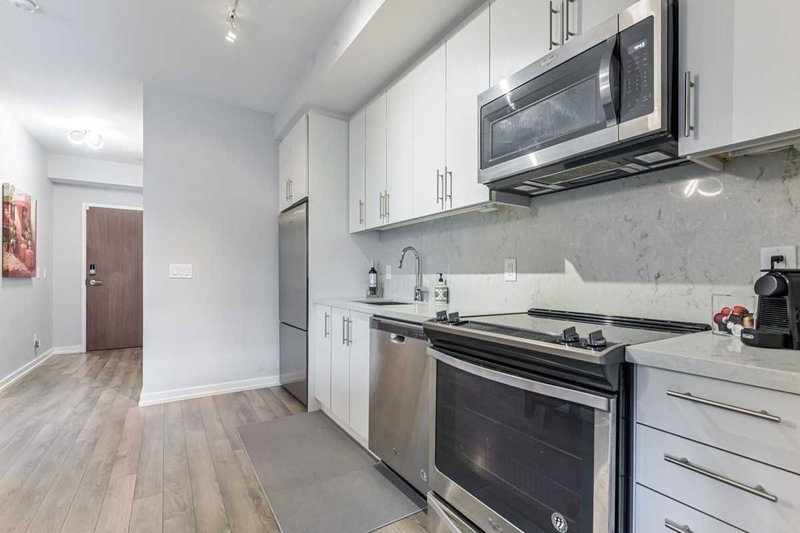 A101 - 241 Sea Ray Ave, Innisfil, L9S0J4 | Image 2