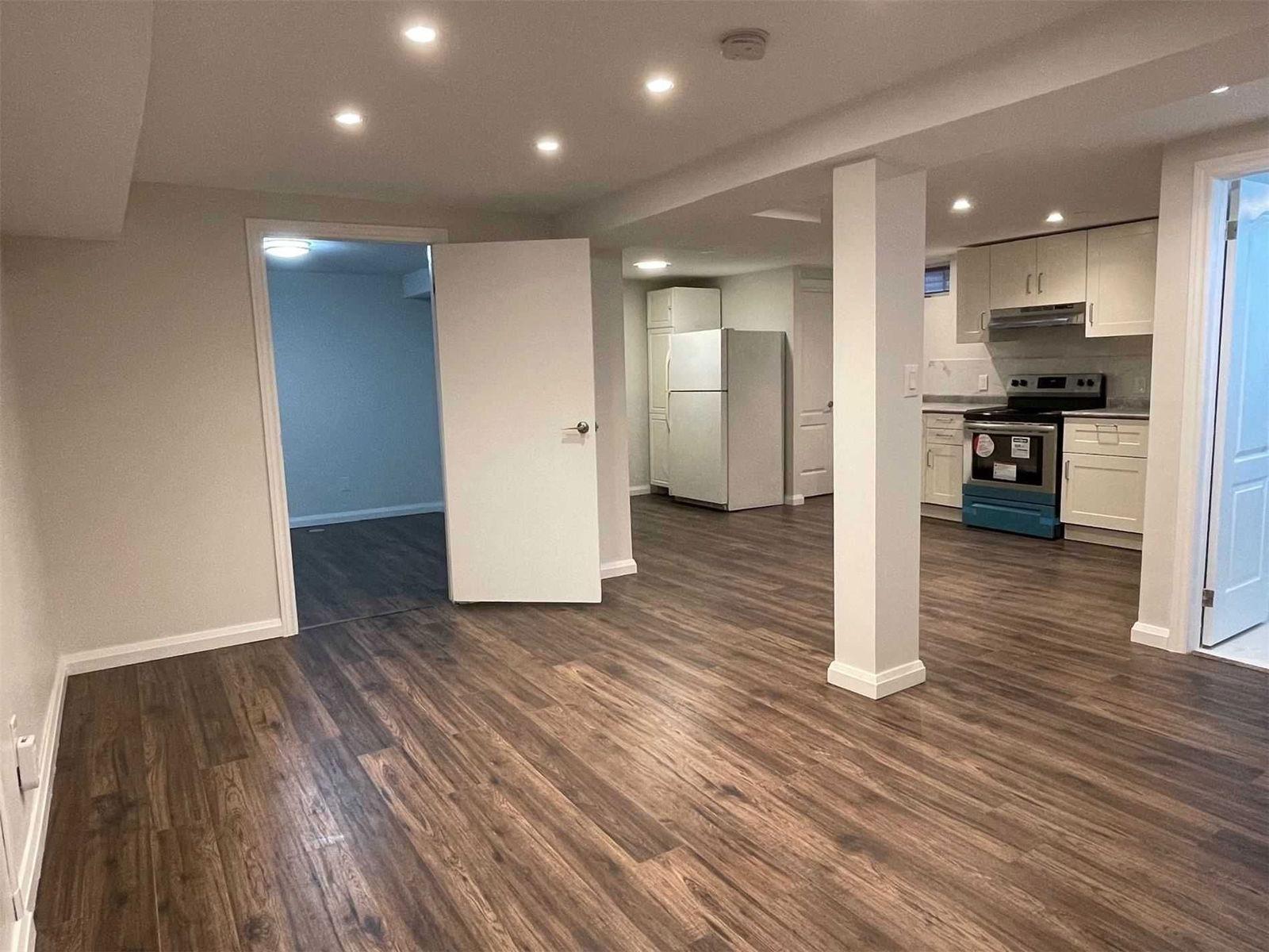 Detached House leased at Lower-B-44 Rutledge Avenue, Newmarket, Huron Heights-Leslie Valley, L3Y5T4 - MLS: N5425345