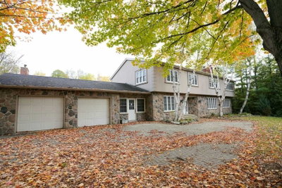 Detached House sold at 16 Bernadotte Drive, Markham, Ontario, L6C1E1 - Devil's Elbow - MLS: N5425361
