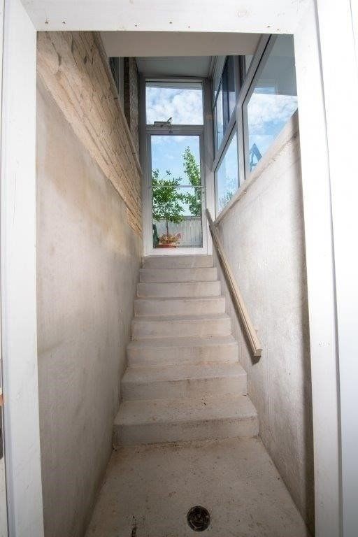 Bsmt - 2 Castle Park Blvd, Vaughan, L4H1M5 | Image 3