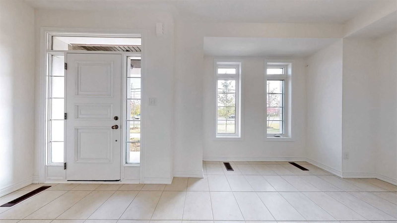 282 King Rd, Richmond Hill, L4E1H3 | Image 3