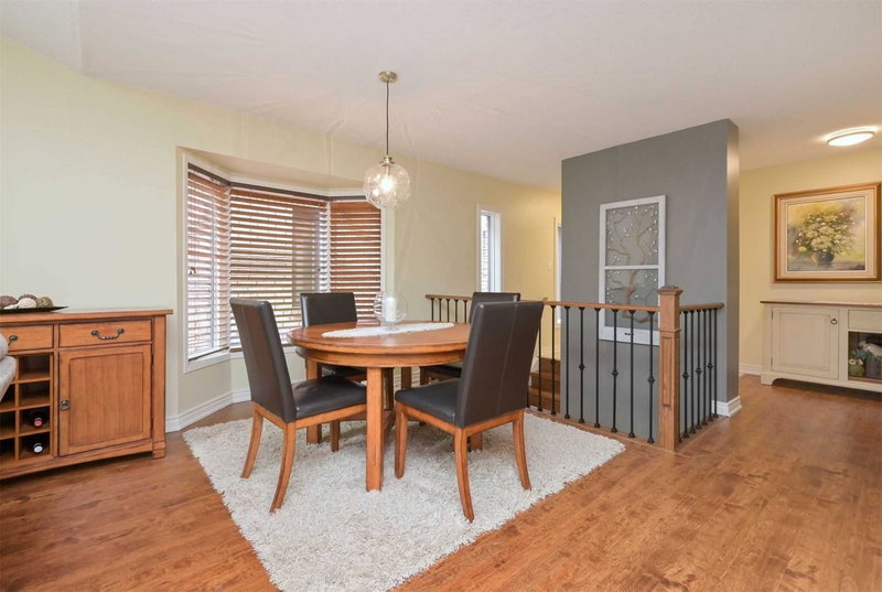 196 Riverview Rd, New Tecumseth, L9R 1Y2 | Image 3