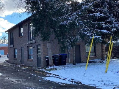 Investment sold at 23 Queen Street, New Tecumseth, Ontario, L9R1L5 - Alliston - MLS: N5443312
