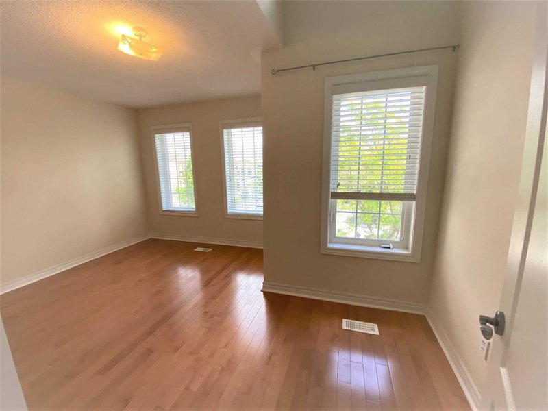 46 Romance Dr, Richmond Hill, L4S2R7 | Image 2