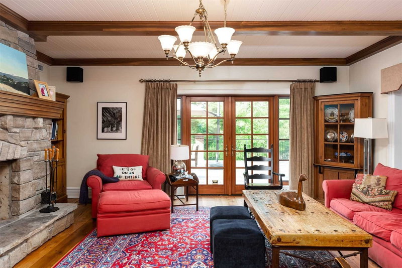 35 Kingswood Dr, King, L7B1K8 | Image 3