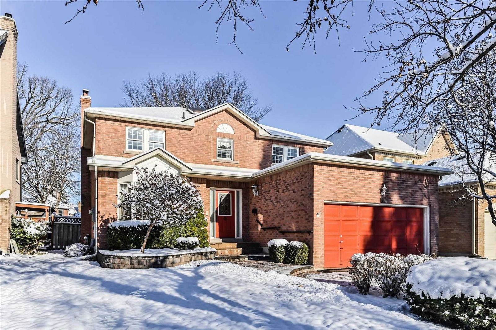 Detached House sold at 6 Dalecroft Circle, Markham, Unionville, L3R6J4 - MLS: N5451218