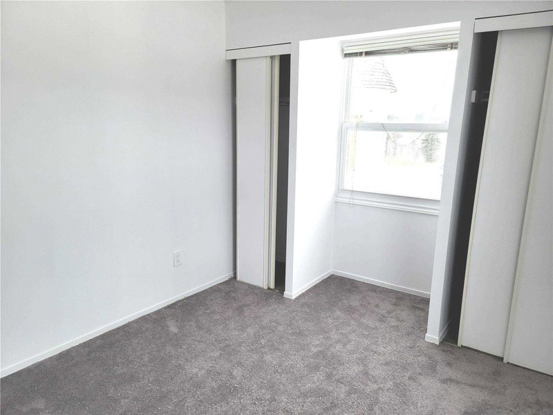 217 - 2 Orchard Heights Blvd, Aurora, L4G3W3 | Image 2