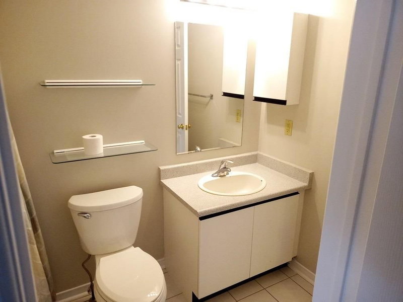 25 - 919 Caribou Valley Circ, Newmarket, L3X1W9 | Image 3