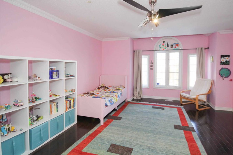 75 Nottingham Dr, Richmond Hill, L4S2A1 | Image 2