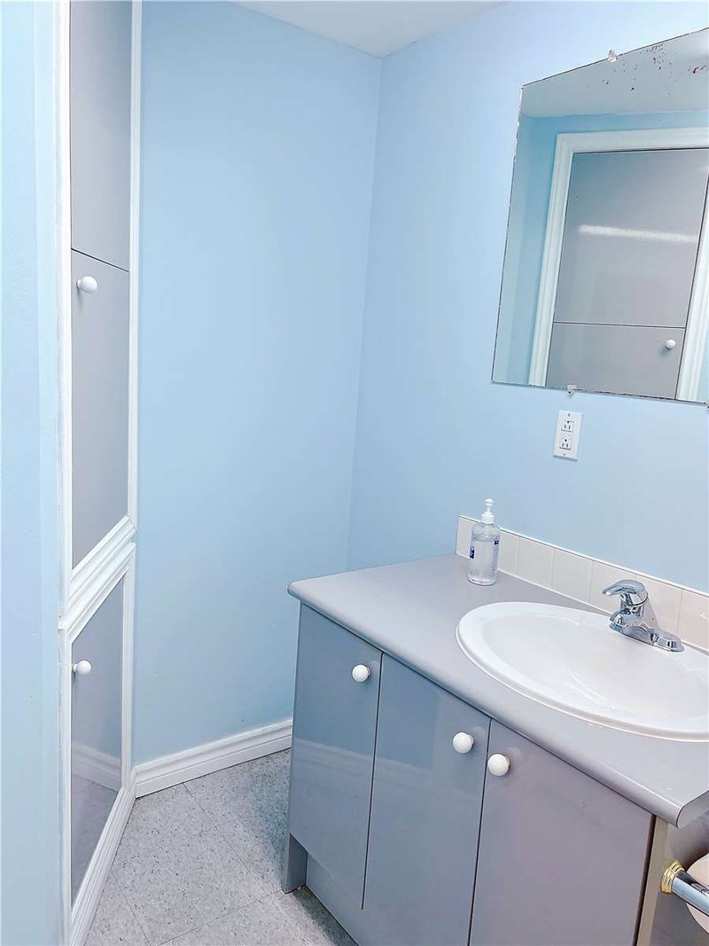 Bsmt - 276 Parkwood Ave, Georgina, L4P2X3 | Image 2