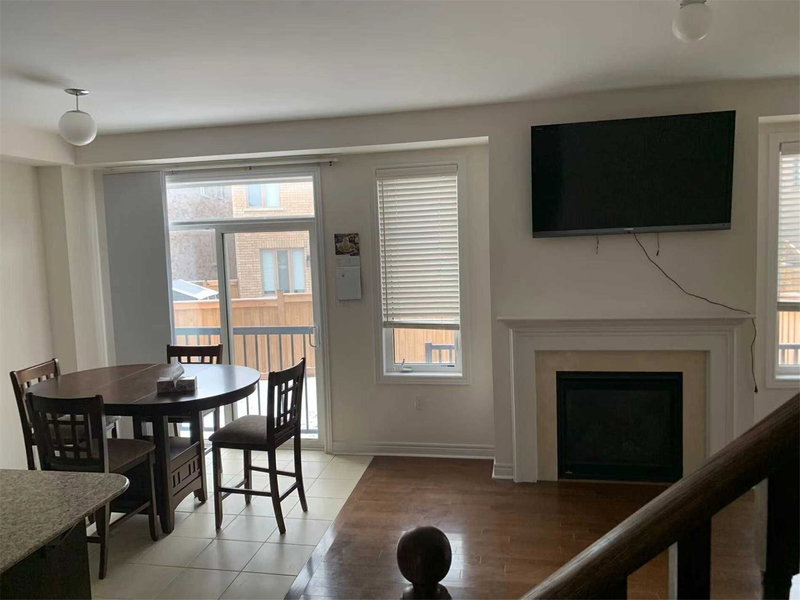 56 Jake Smith Way, Whitchurch-Stouffville, L4A 4P8 | Image 3