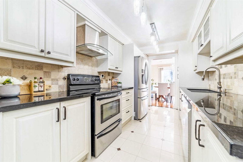 149 Heatherton Way, Vaughan, L4J3E8 | Image 2