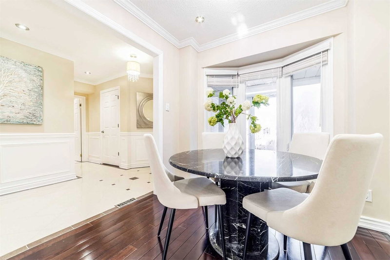 149 Heatherton Way, Vaughan, L4J3E8 | Image 3