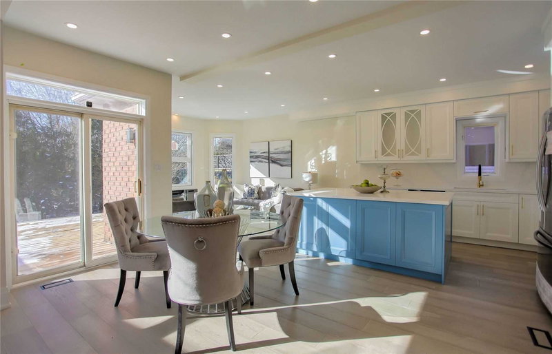 75 Canoe Crt, Richmond Hill, L4E3Y1 | Image 2