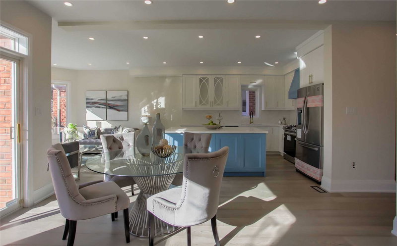 75 Canoe Crt, Richmond Hill, L4E3Y1 | Image 3