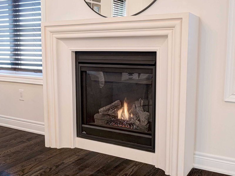 26 Mondial Cres, East Gwillimbury, L0G 1R0 | Image 3