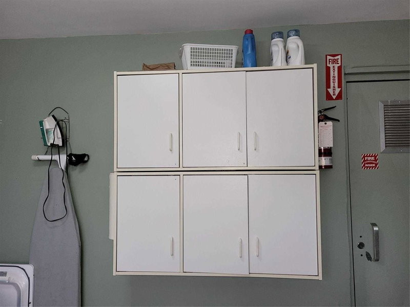 285 Richmond St, Richmond Hill, L4C 3Z2 | Image 3