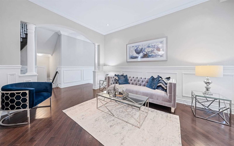 147 Lady Nadia Dr, Vaughan, L6A0G9 | Image 2